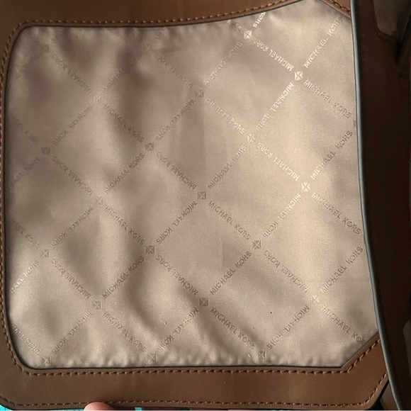 Michael Kors Jet Set Large Logo Backpack - Picture 8 of 14